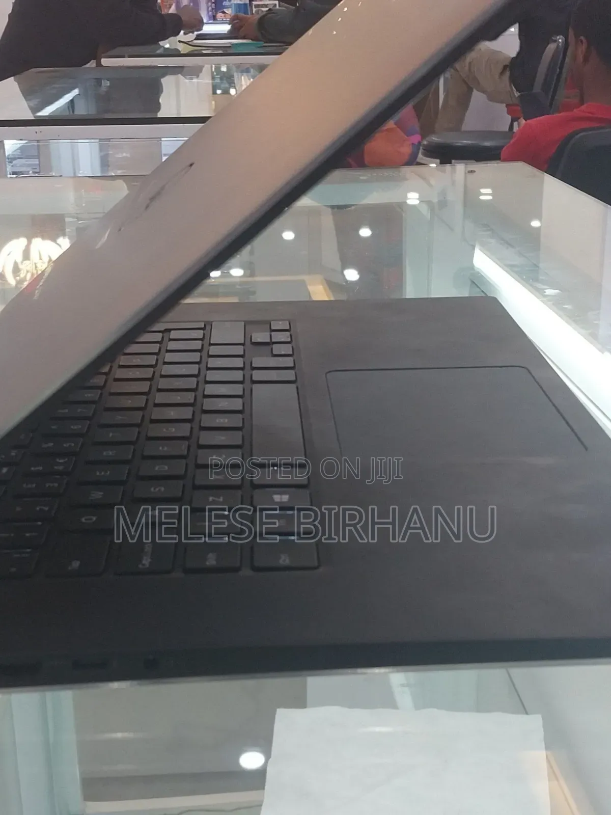 New Laptop Dell Precision 5540 16GB Intel Core I9 SSD 512GB