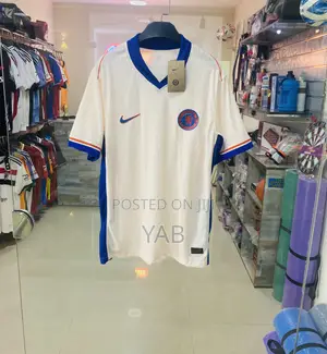 Photo - Chelsea Away Premium Edition