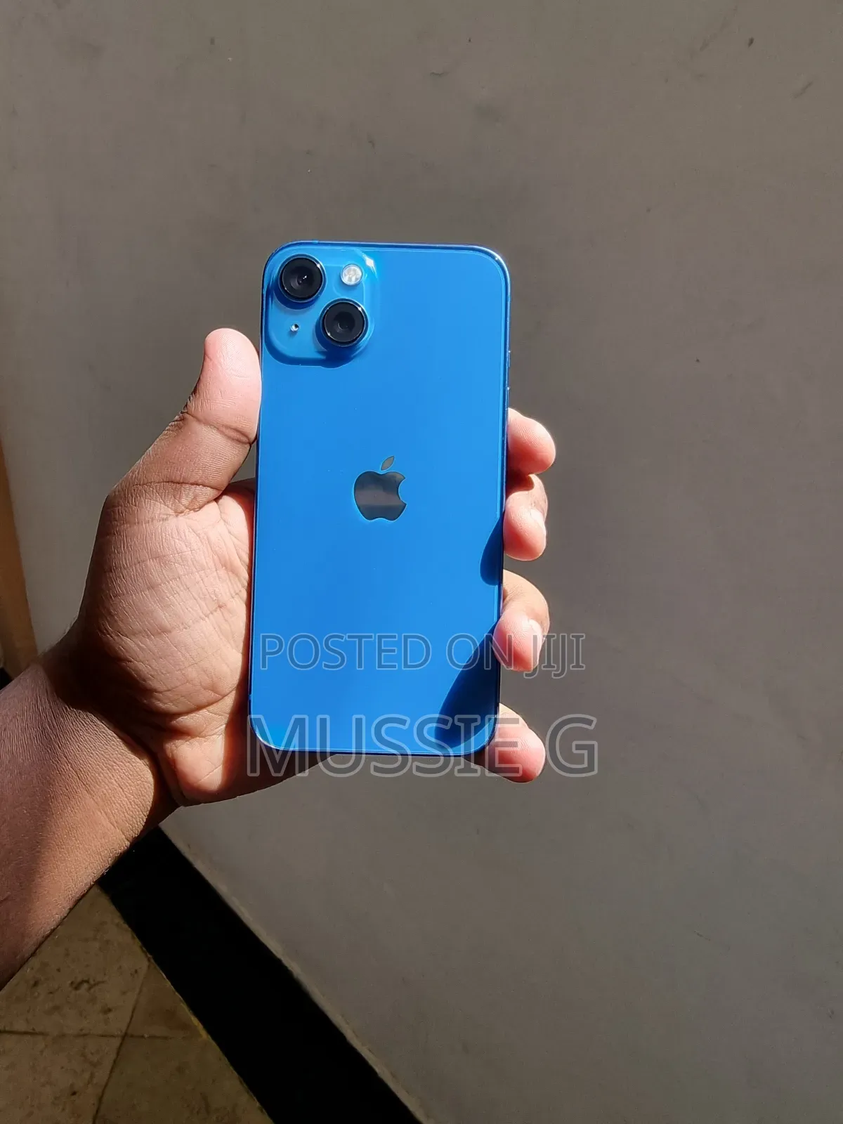 New Apple iPhone 13 128 GB Blue