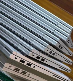 New Laptop HP EliteBook 830 16GB Intel Core I7 SSD 512GB
