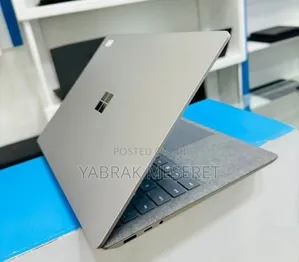 New Laptop Microsoft Surface Book 16GB Intel Core I5 SSD 512GB