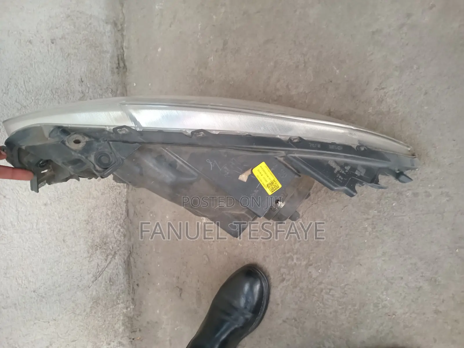 Suzuki Swift Headlight, Slightly Used With Reasonable Price