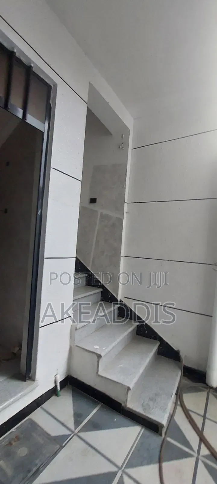 Furnished 6bdrm Townhouse/Terrace in ቤቴል, Kolfe Keranio for sale