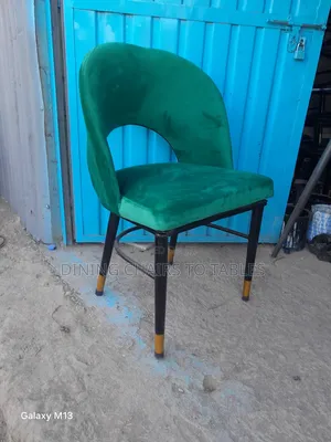 Photo - Dining የሆቴል የሬስቶራንት የባር ወምበርና ጠረጼዛ