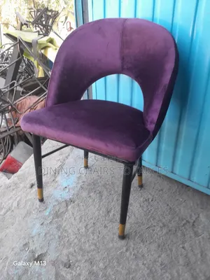 Dining የሆቴል የሬስቶራንት የባር ወምበርና ጠረጼዛ