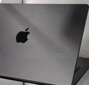 New Laptop Apple MacBook Pro 18GB SSD 512GB