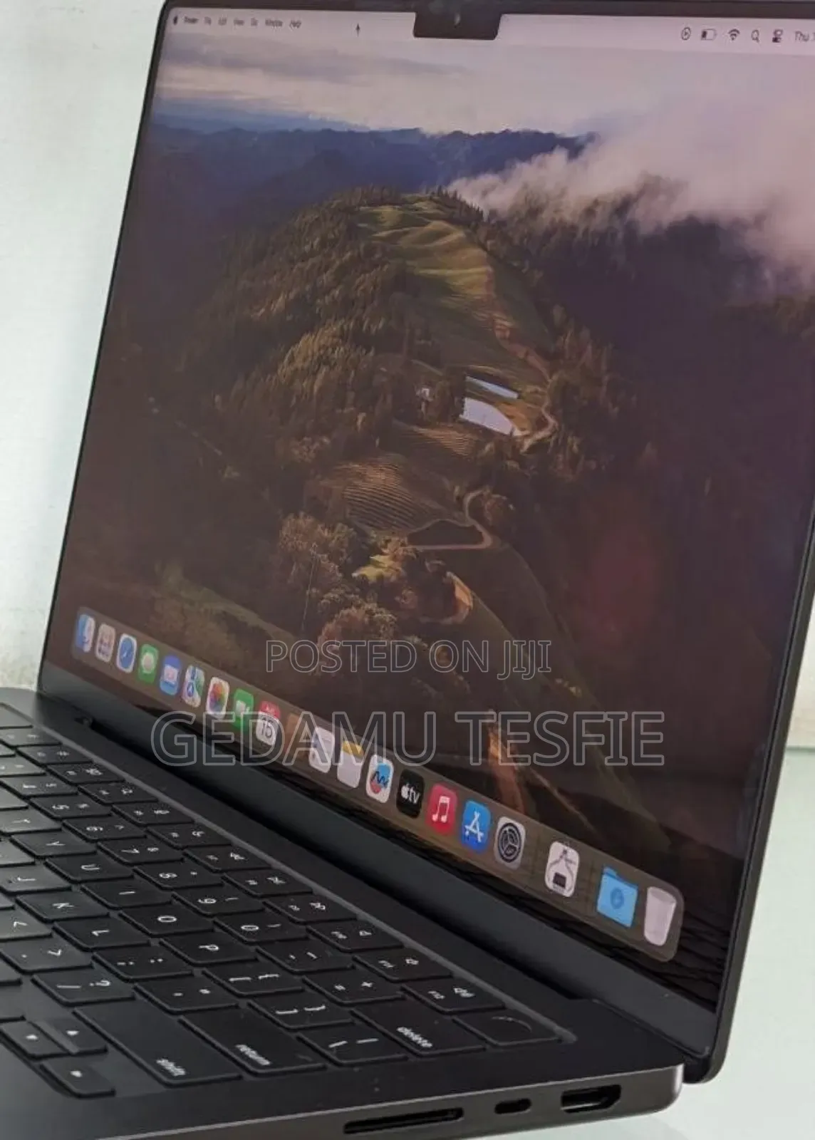 New Laptop Apple MacBook Pro 18GB SSD 512GB