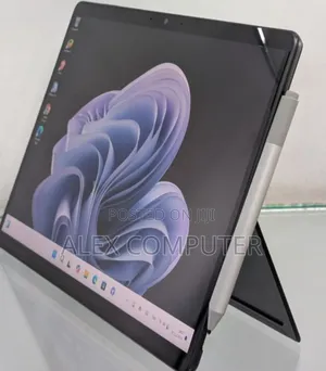 New Laptop Microsoft Surface Pro 9 8GB Intel Core I5 SSD 256GB