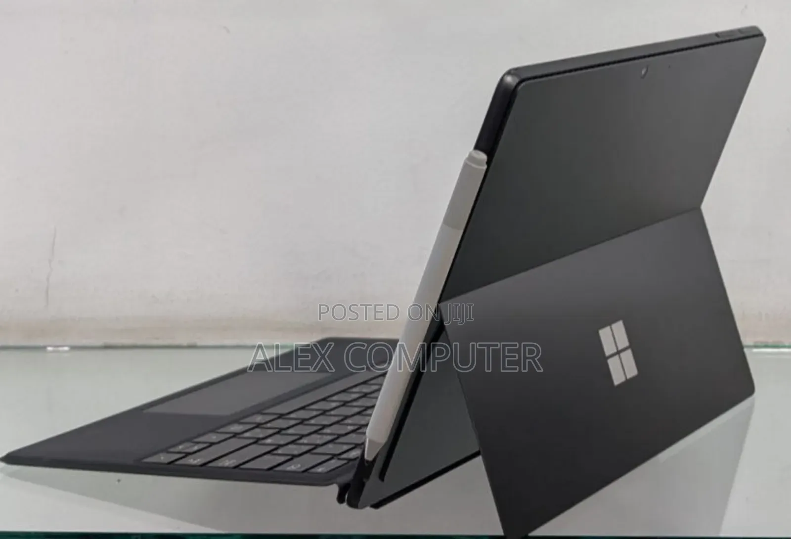 New Laptop Microsoft Surface Pro 9 8GB Intel Core I5 SSD 256GB