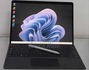 Photo - New Laptop Microsoft Surface Pro 9 8GB Intel Core I5 SSD 256GB