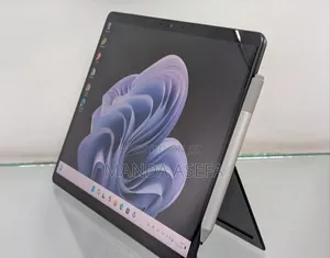 New Laptop Microsoft Surface Pro 9 8GB Intel Core I5 SSD 256GB