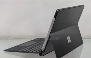 New Laptop Microsoft Surface Pro 9 8GB Intel Core I5 SSD 256GB