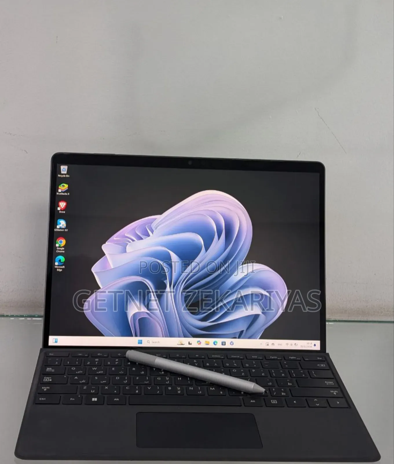 New Laptop Microsoft Surface Pro 9 8GB Intel Core I5 SSD 256GB