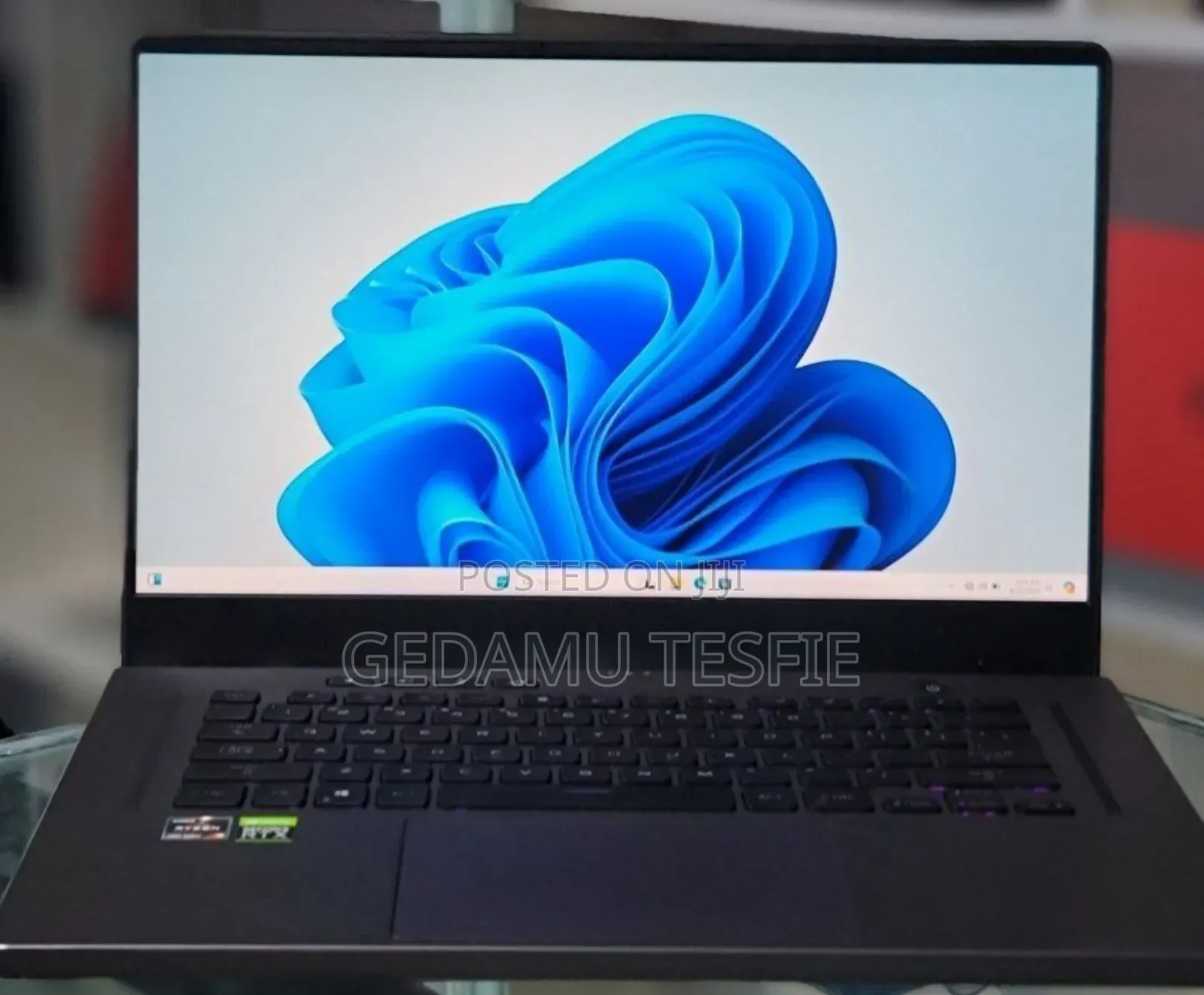 New Laptop Asus 16GB AMD Ryzen SSD 1T