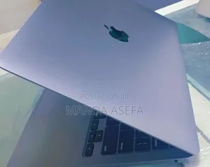 New Laptop Apple MacBook Air 2020 M1 8GB Apple M1 SSD 256GB