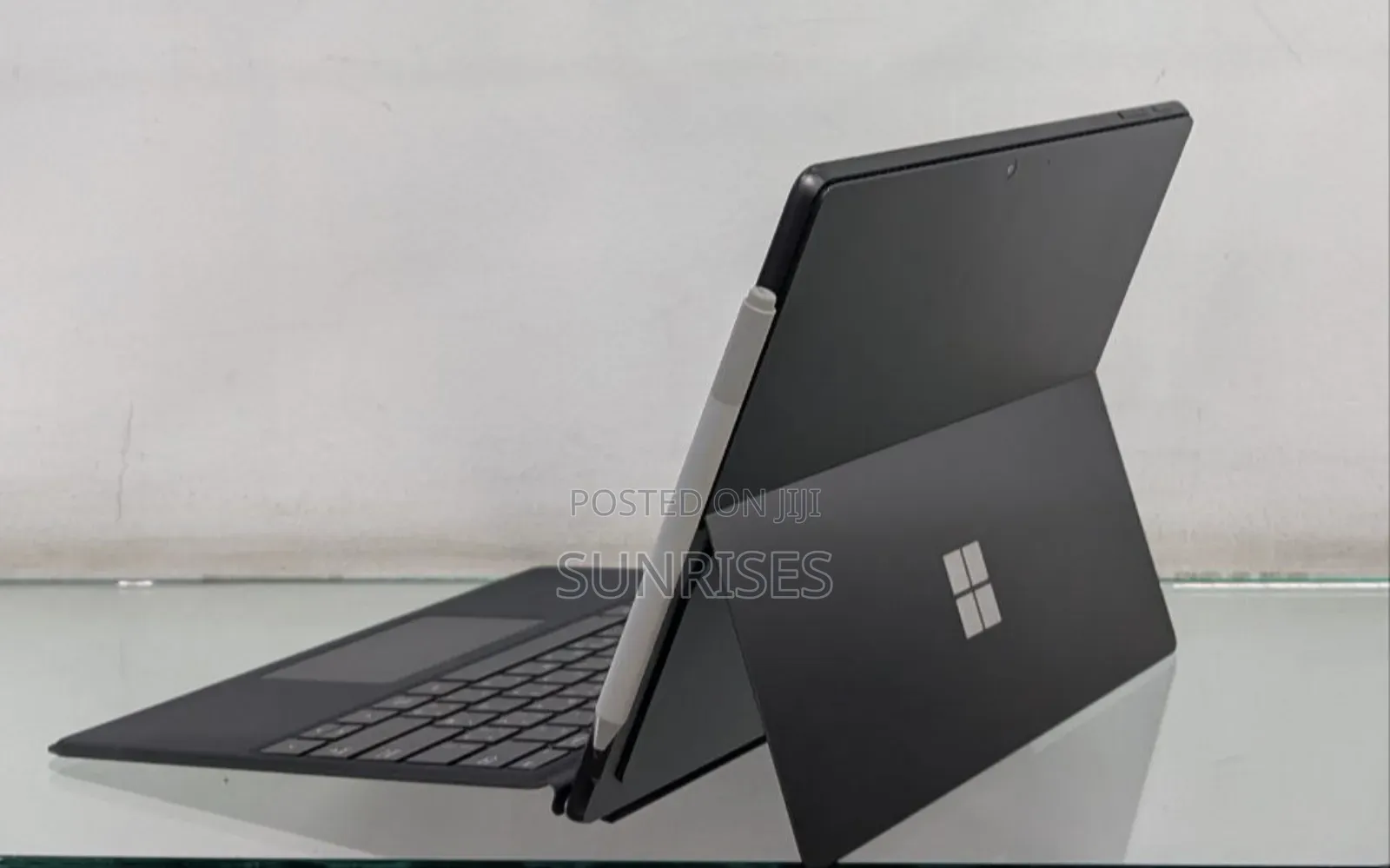 New Laptop Microsoft Surface Pro 9 8GB Intel Core I5 SSD 256GB