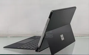 New Laptop Microsoft Surface Pro 9 8GB Intel Core I5 SSD 256GB