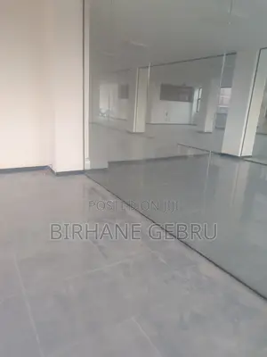 Luxury Apartiment Rent for Cafe and Restaurant For