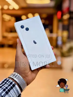 Photo - New Apple iPhone 13 128 GB White