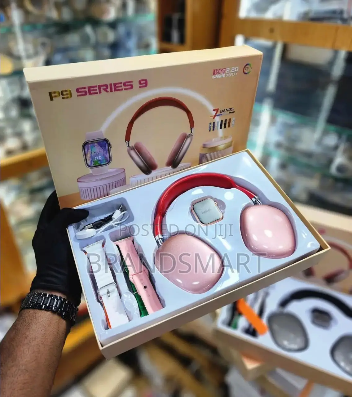 Smart Watch With Wireless Headset and 7 Straps