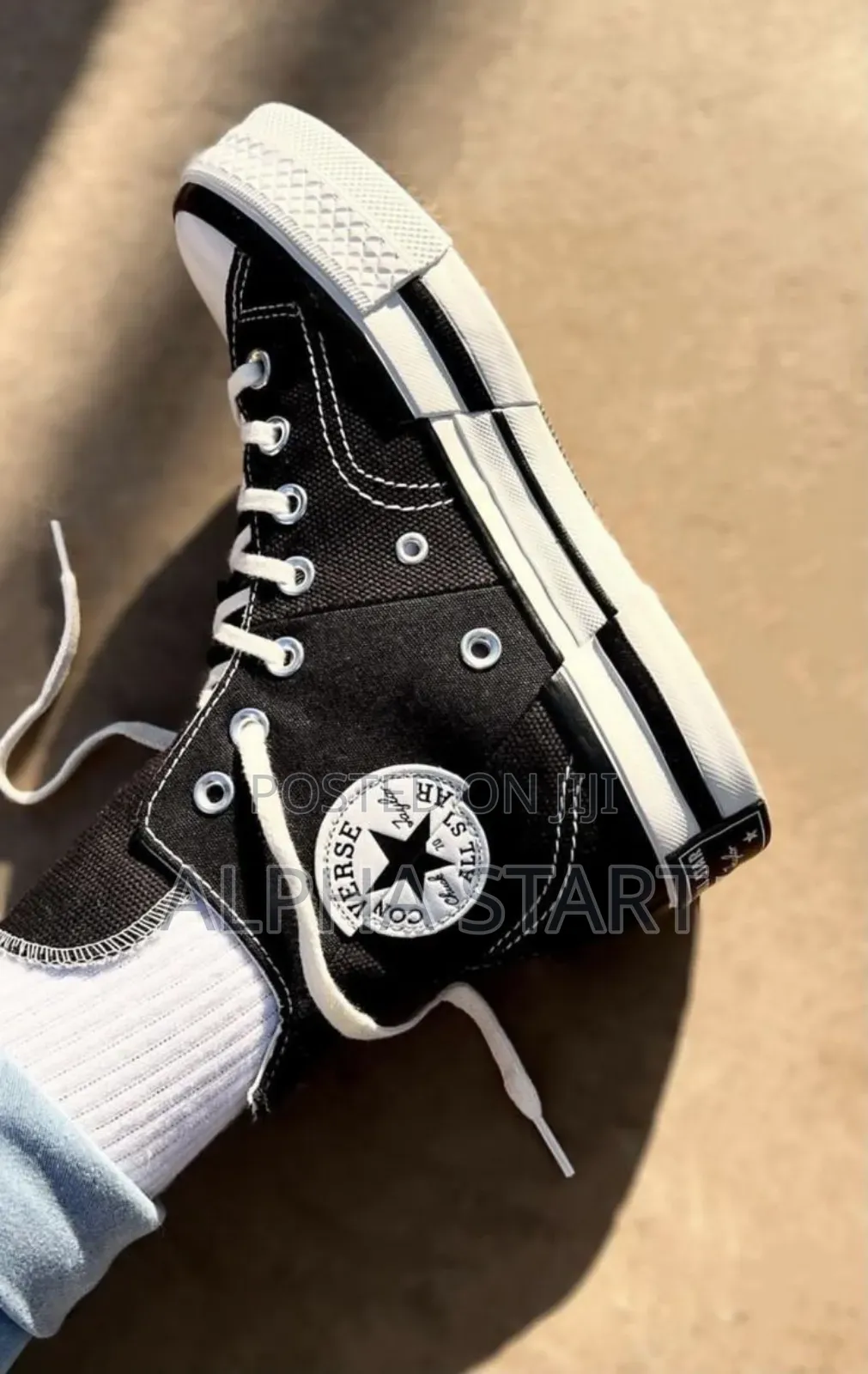 All Star Converses Black and White Master Quality