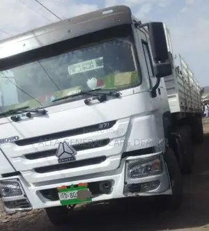 Photo - 2016 Model Sino Track ሀይ ቤድ ከነ ተሳቢው