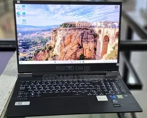 New Laptop HP 16GB Intel Core I7 SSD 512GB