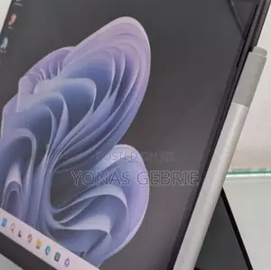 Photo - New Laptop Microsoft Surface Pro 8GB Intel Core I5 SSD 256GB