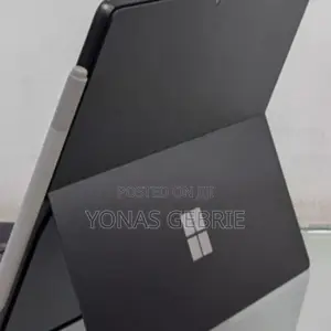 New Laptop Microsoft Surface Pro 8GB Intel Core I5 SSD 256GB