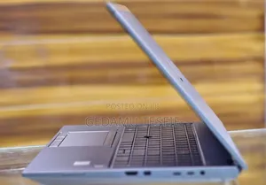 New Laptop HP 16GB Intel Core I7 SSD 512GB