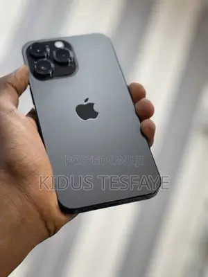 Photo - Apple iPhone 14 Pro Max 256 GB Black