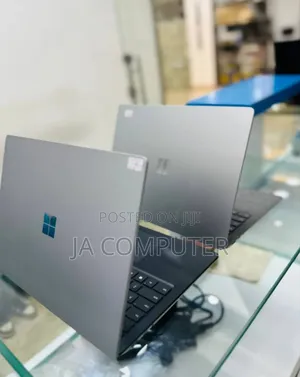 New Laptop Microsoft Surface Book 16GB Intel Core I7 SSD 512GB