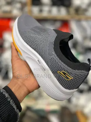 Sketchers High Master Quality Luxury Sneakers Shoes