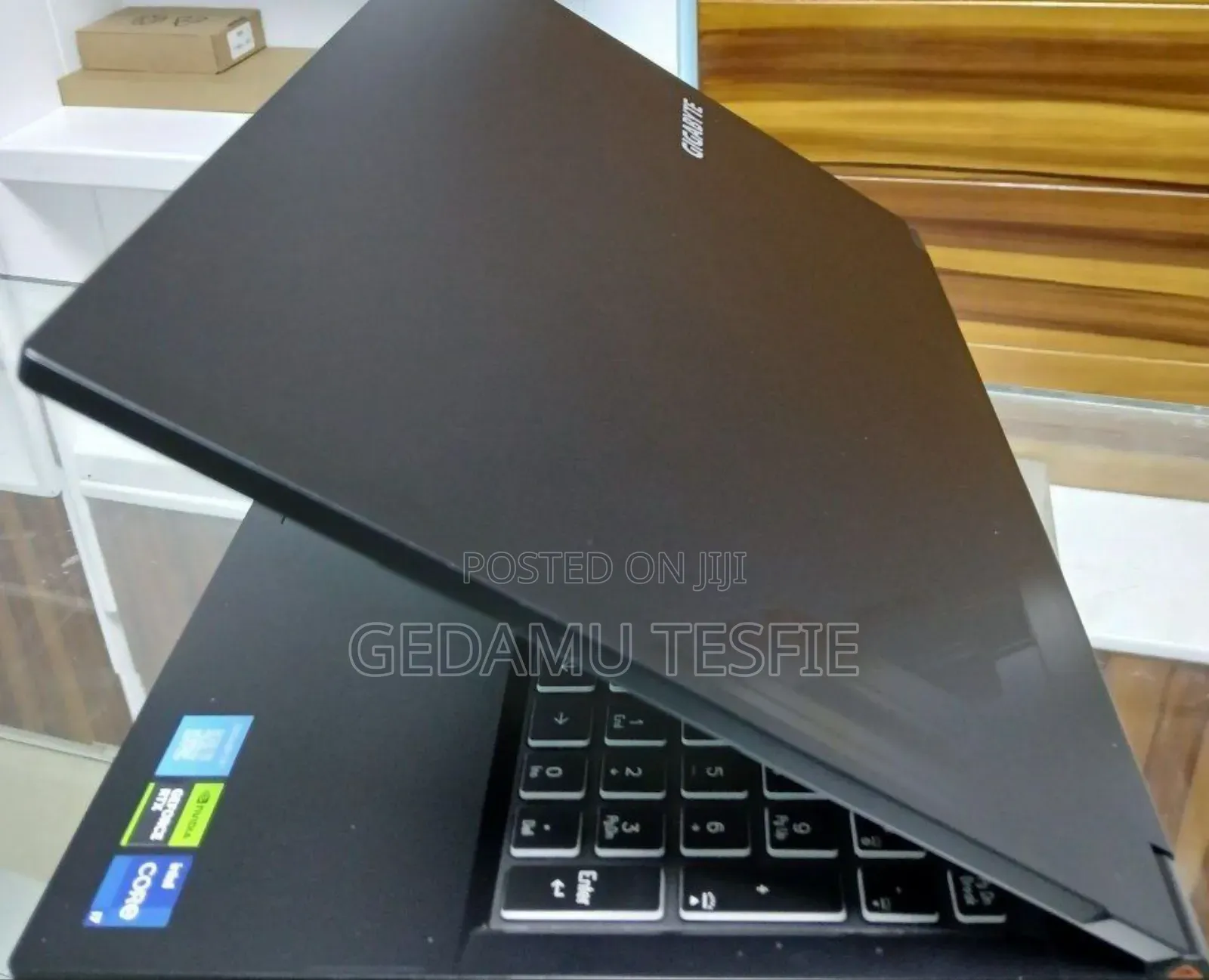 New Laptop HP 16GB Intel Core I7 SSD 512GB
