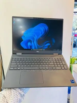 New Laptop Dell Precision 7670 32GB Intel Core I9 SSD 2T