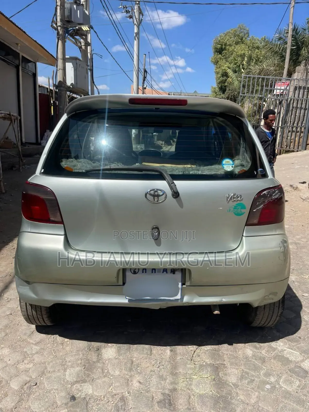 Toyota Vitz 2001