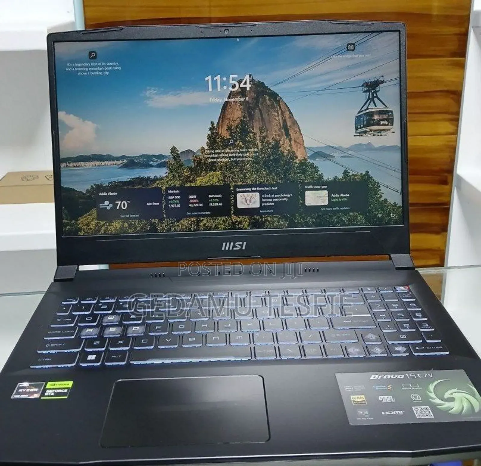 New Laptop MSI 16GB AMD Ryzen SSD 1T