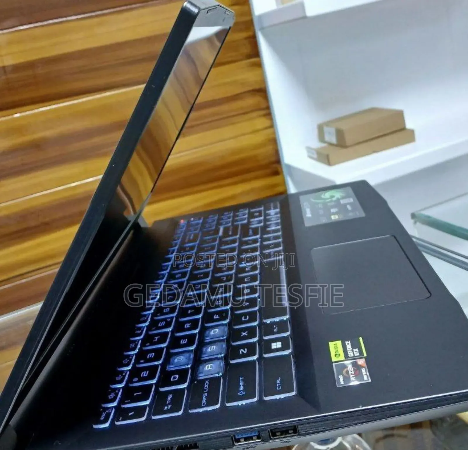 New Laptop MSI 16GB AMD Ryzen SSD 1T