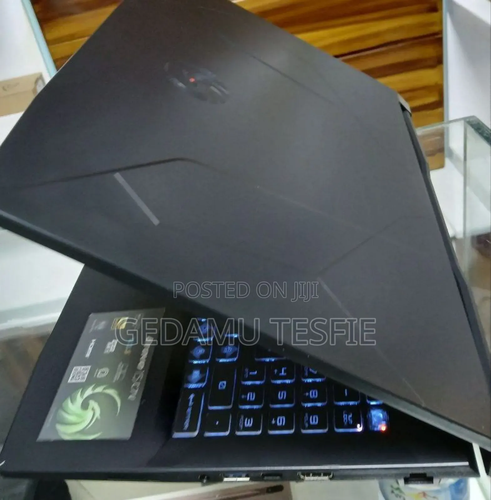 New Laptop MSI 16GB AMD Ryzen SSD 1T