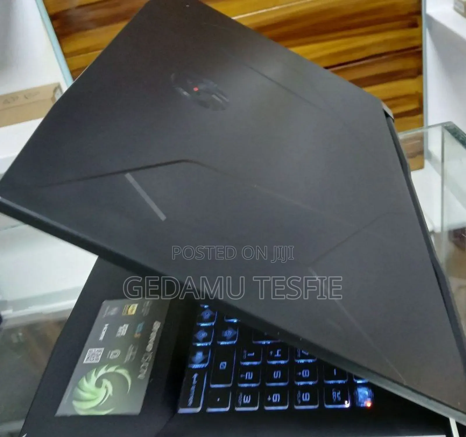 New Laptop MSI 16GB AMD Ryzen SSD 1T