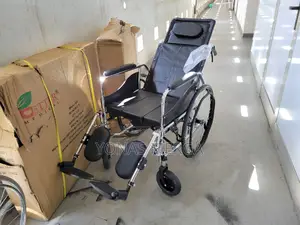 Popo Wheelchair卡rubber Tyres Wheelchair鉛safe Touse Wheelcher