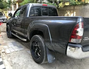 Toyota Tacoma 2009 Gray
