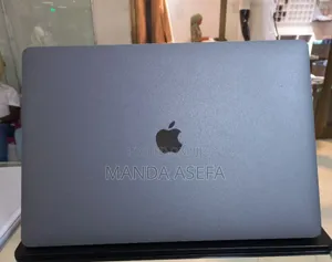 New Laptop Apple MacBook Pro 2016 16GB Intel Core I7 SSD 512GB