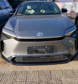 Photo - New Toyota bZ4X 2024 Gray