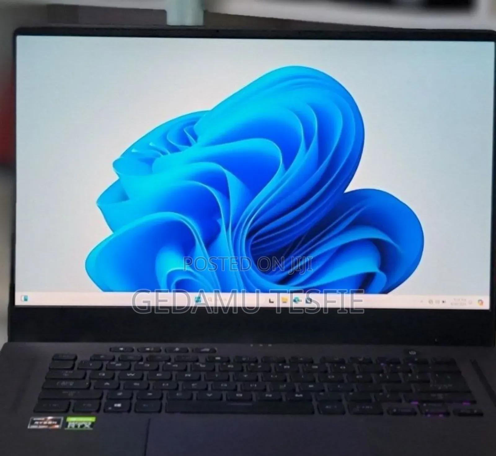 New Laptop Asus 16GB AMD Ryzen SSD 1T