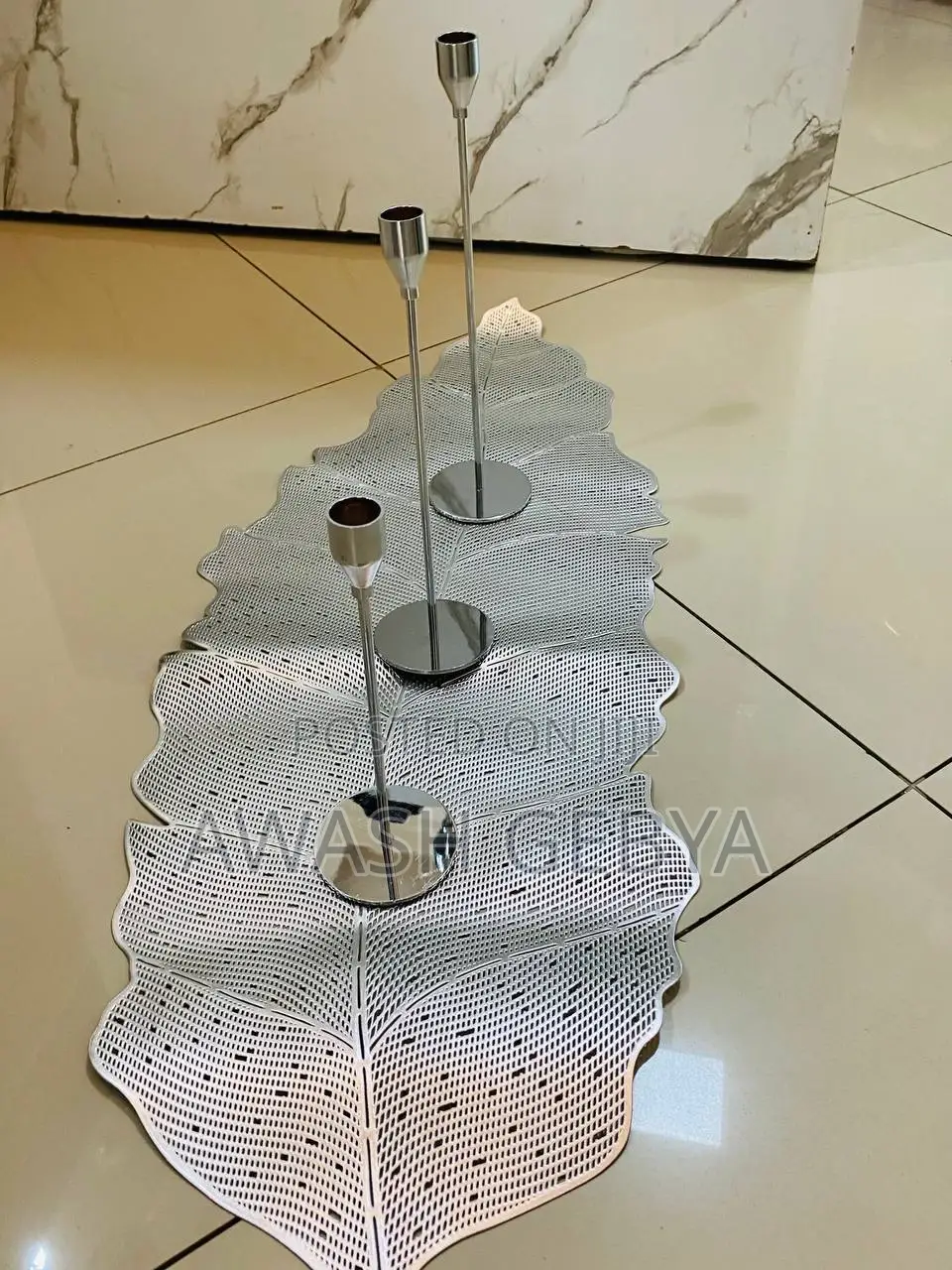 ለገና ስጦታ(Christmas Gift) Golden Leaf Pattern Table Runner