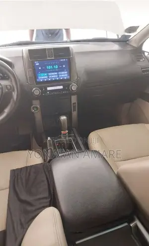 Toyota Land Cruiser Prado 2013 White