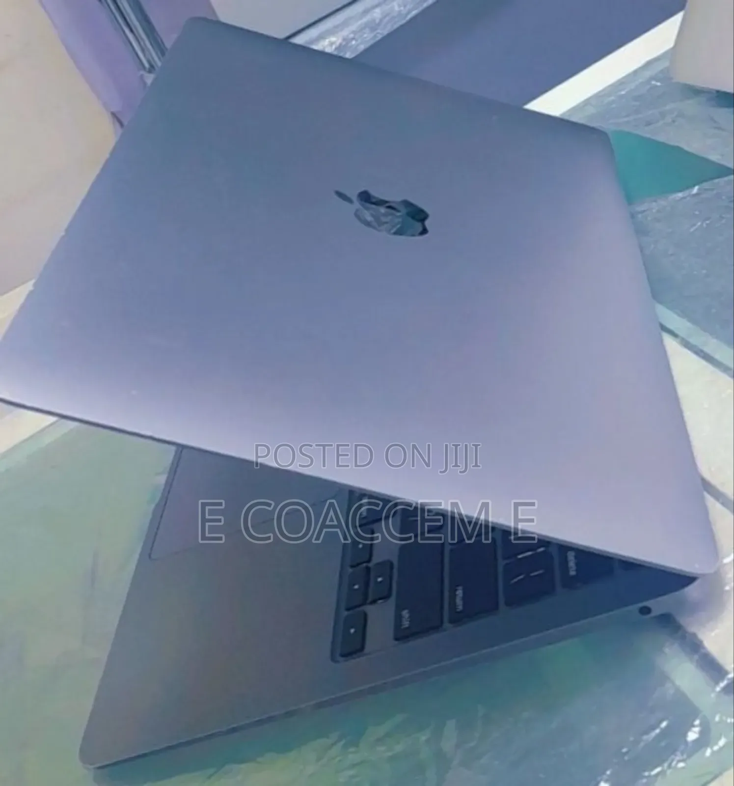Laptop Apple MacBook 8GB Apple M1 SSD 256GB