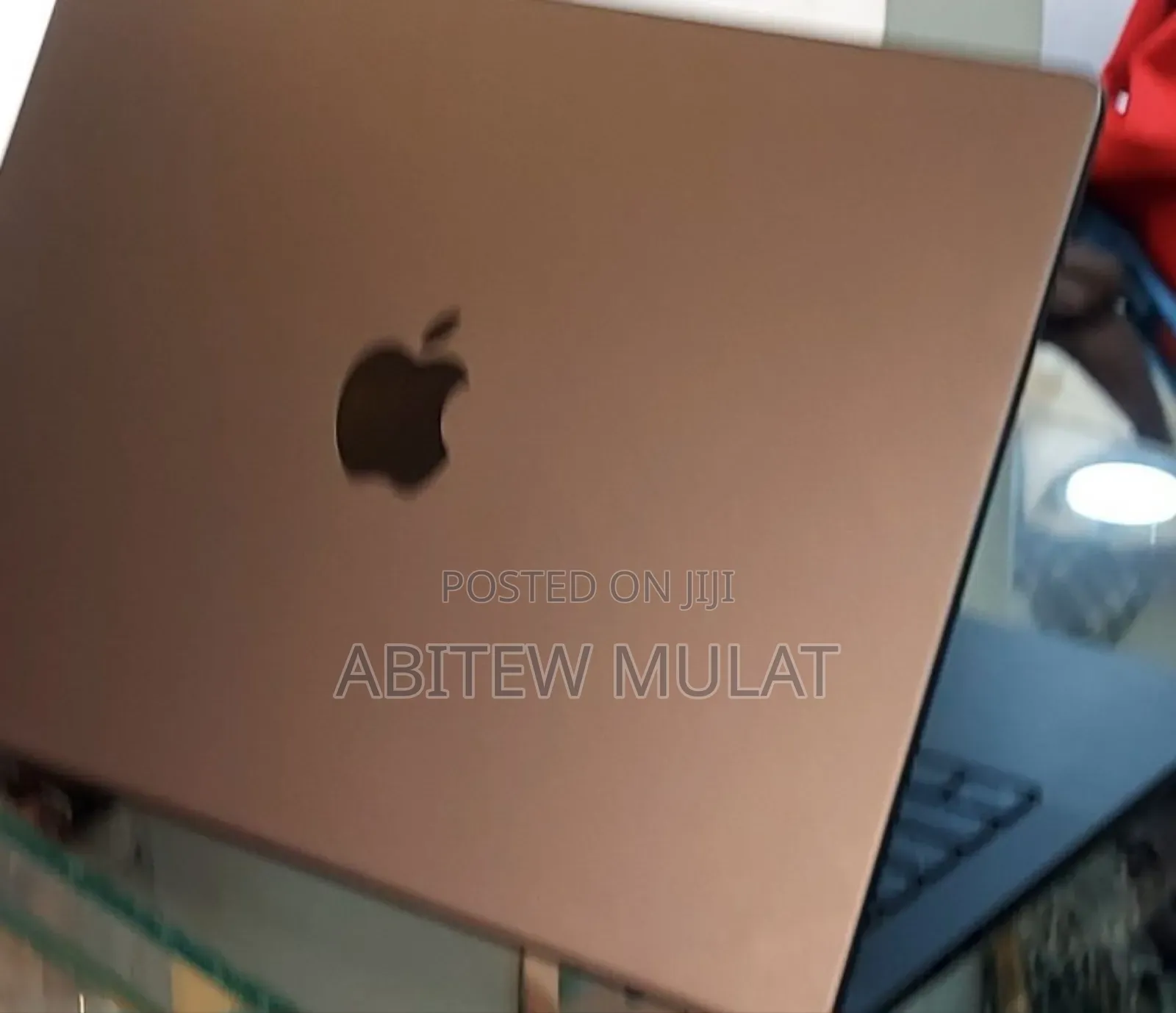 New Laptop Apple MacBook Pro 2023 M3 14-Inch 18GB Apple M3 SSD 512GB