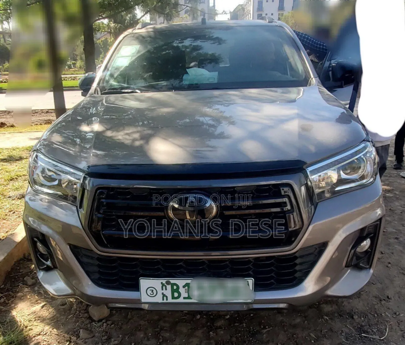 Toyota Hilux 2022 Gray